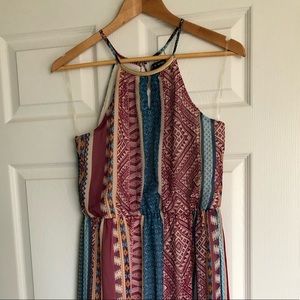 Sleeveless maxi dress
